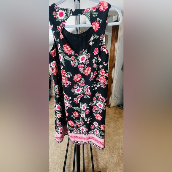 Pink Republic Flower Print Shift Dress Red & Pink - Picture 2 of 9